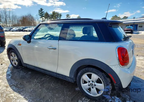 2015 Mini Cooper z USA, uszkodzony, nr VIN WMWXM5C57F3A58265